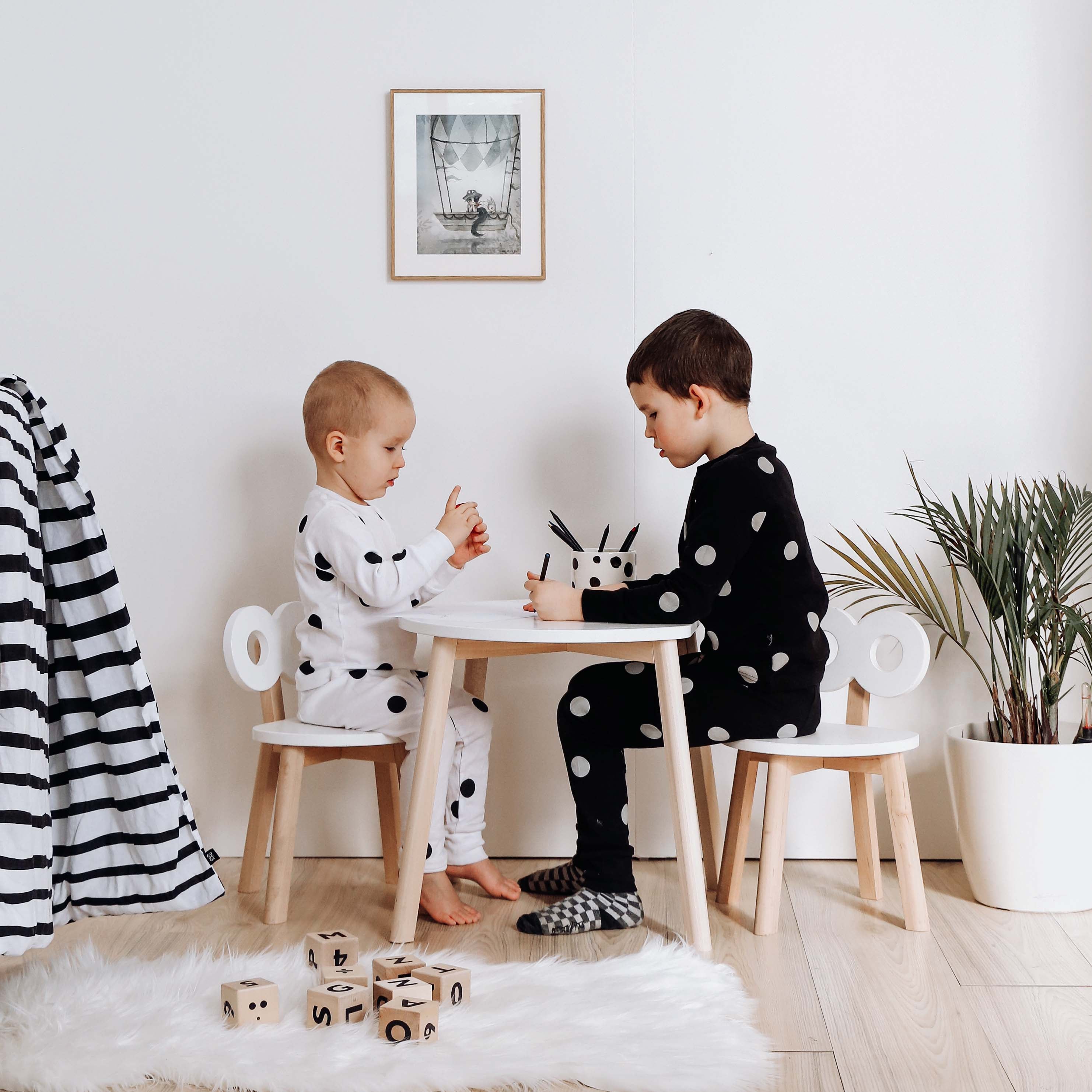 Half Moon Table in White