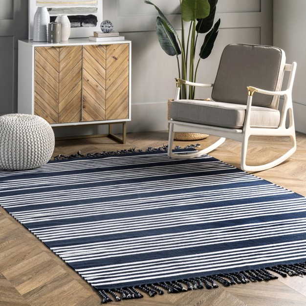 Nuloom Rowen Striped Cotton Tassel Area Rug