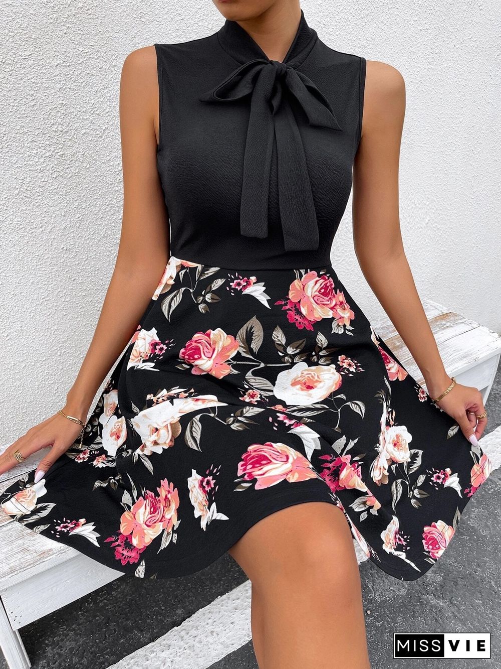 Women's Summer Dress New Print Floral Print Sleeveless Bodycon Dress High Waist Boho Beach Dress Vestido Feminino