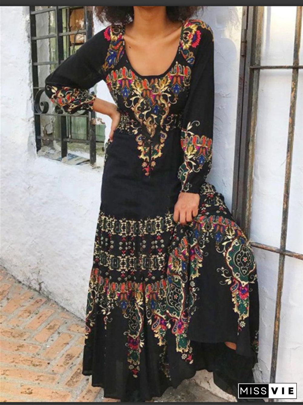 Spring and Summer Printed Round Neck Long Stitched Long Sleeved Dress