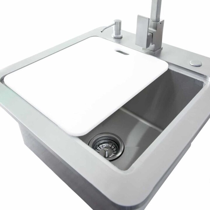 Coyote 21-Inch Sink With Faucet， Drain， Soap Dispenser