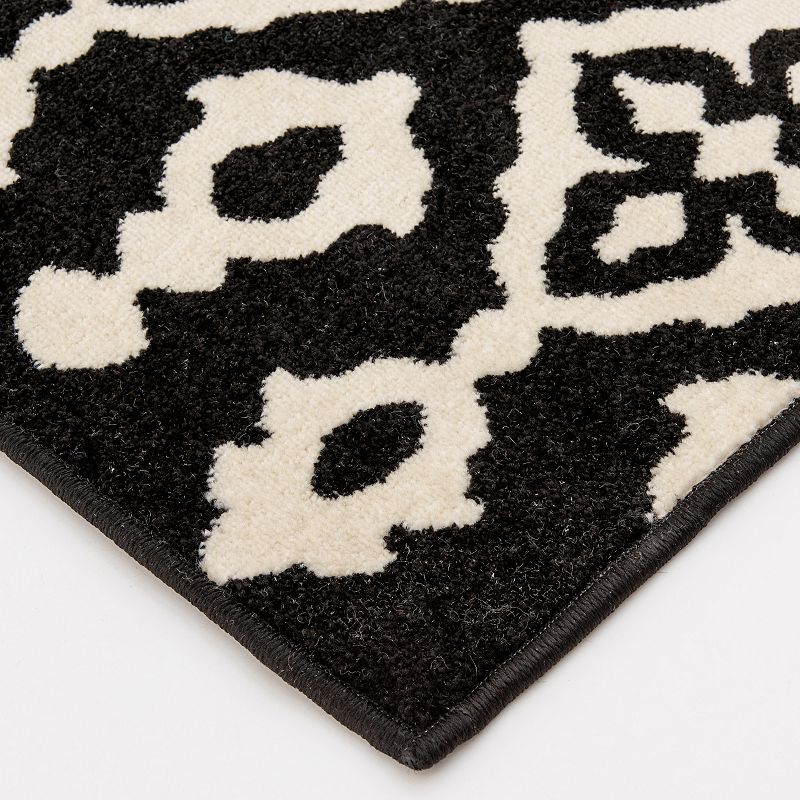 Loomaknoti Newnan Area Rug