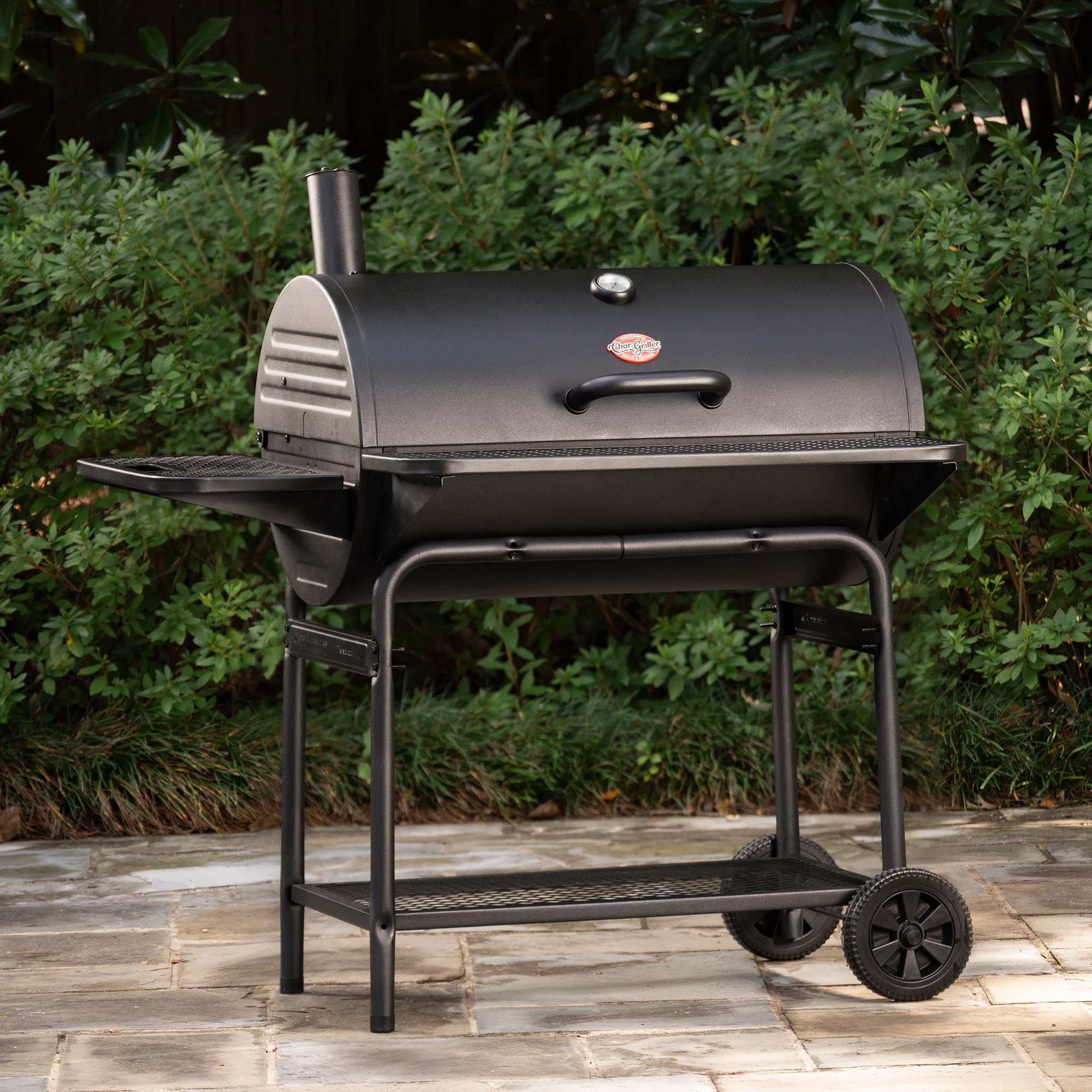 Char-Griller 32 Charcoal Grill