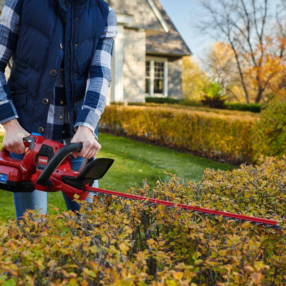 Toro Flex-Force 24 in. 60V Max Lithium-Ion Cordless Hedge Trimmer - 2.5 Ah Battery and Charger Included 51840