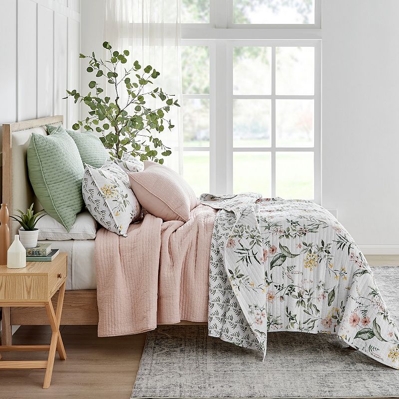 Levtex Home Viviana Quilt Set and Shams