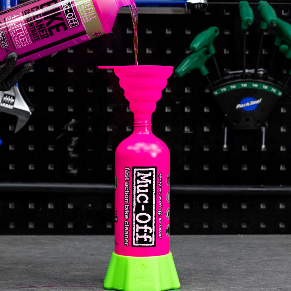 Muc-Off Collapsible Silicone Funnel