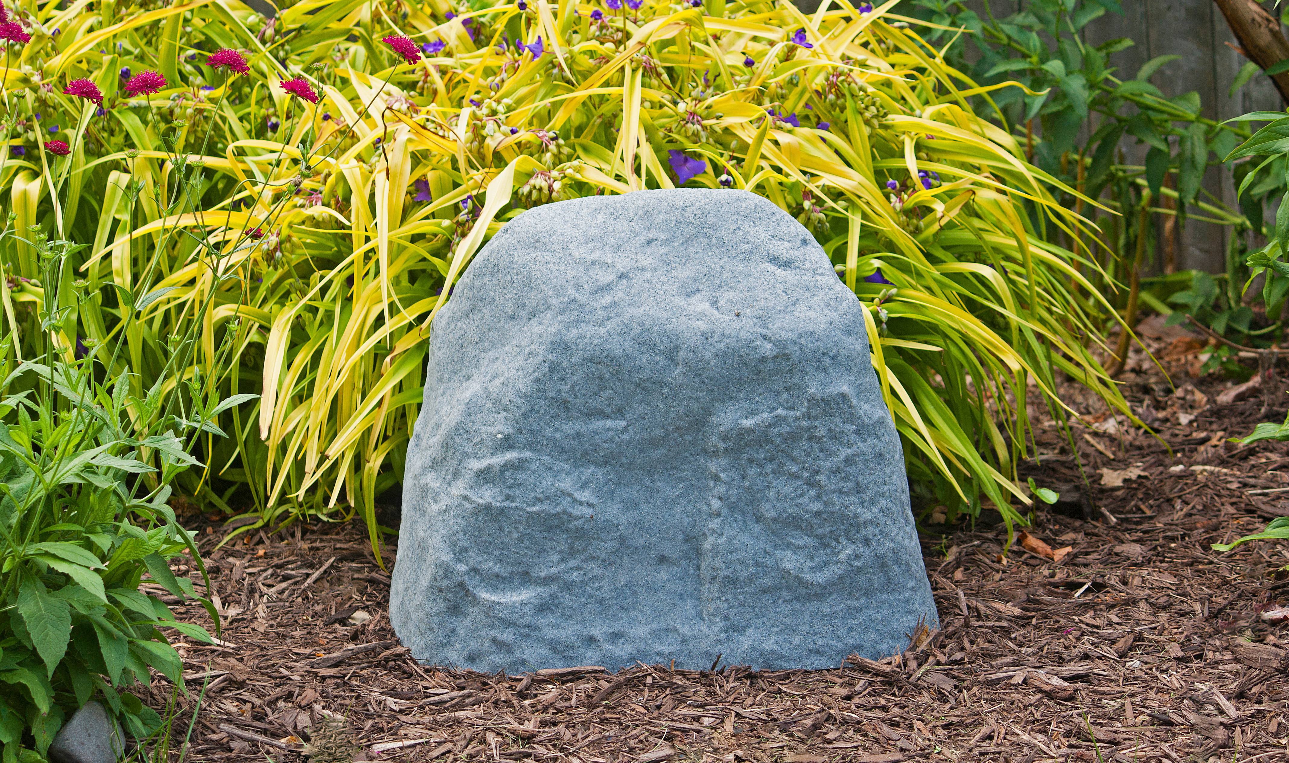 Landscape Rock – Natural Granite Appearance – Medium – Lightweight – Easy to Install