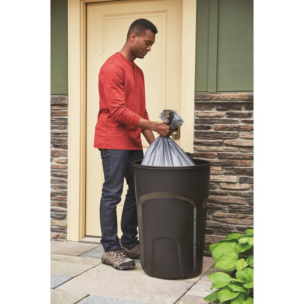 Rubbermaid Roughneck 32 Gal. Easy Out Wheeled Trash Can in Black with Lid 2012264