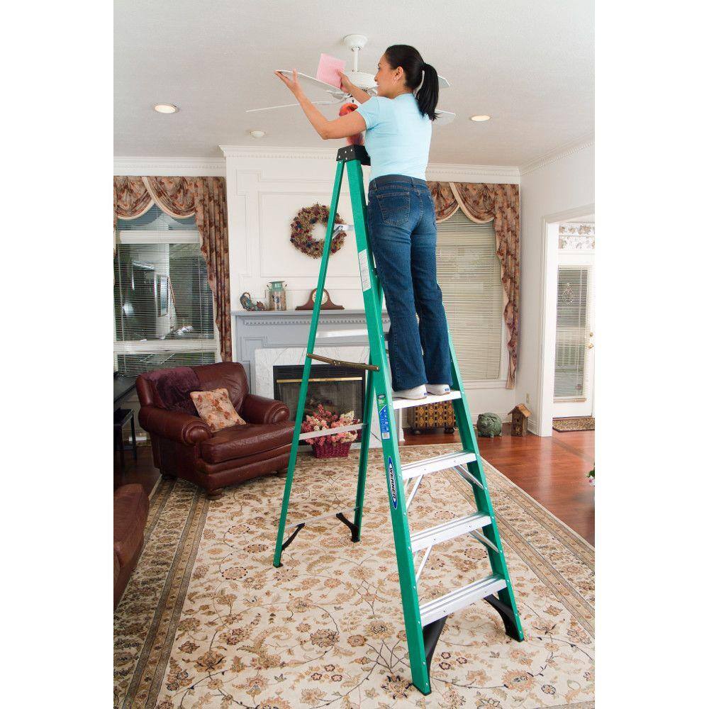 Werner 8 ft. Fiberglass Step Ladder 225 lb. Load Capacity Type II Duty Rating FS208