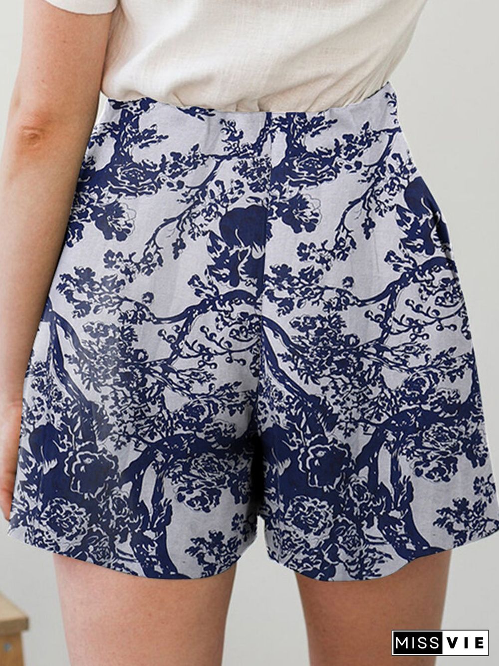 Cotton Plant Print Pocket Ruched Casual Shorts