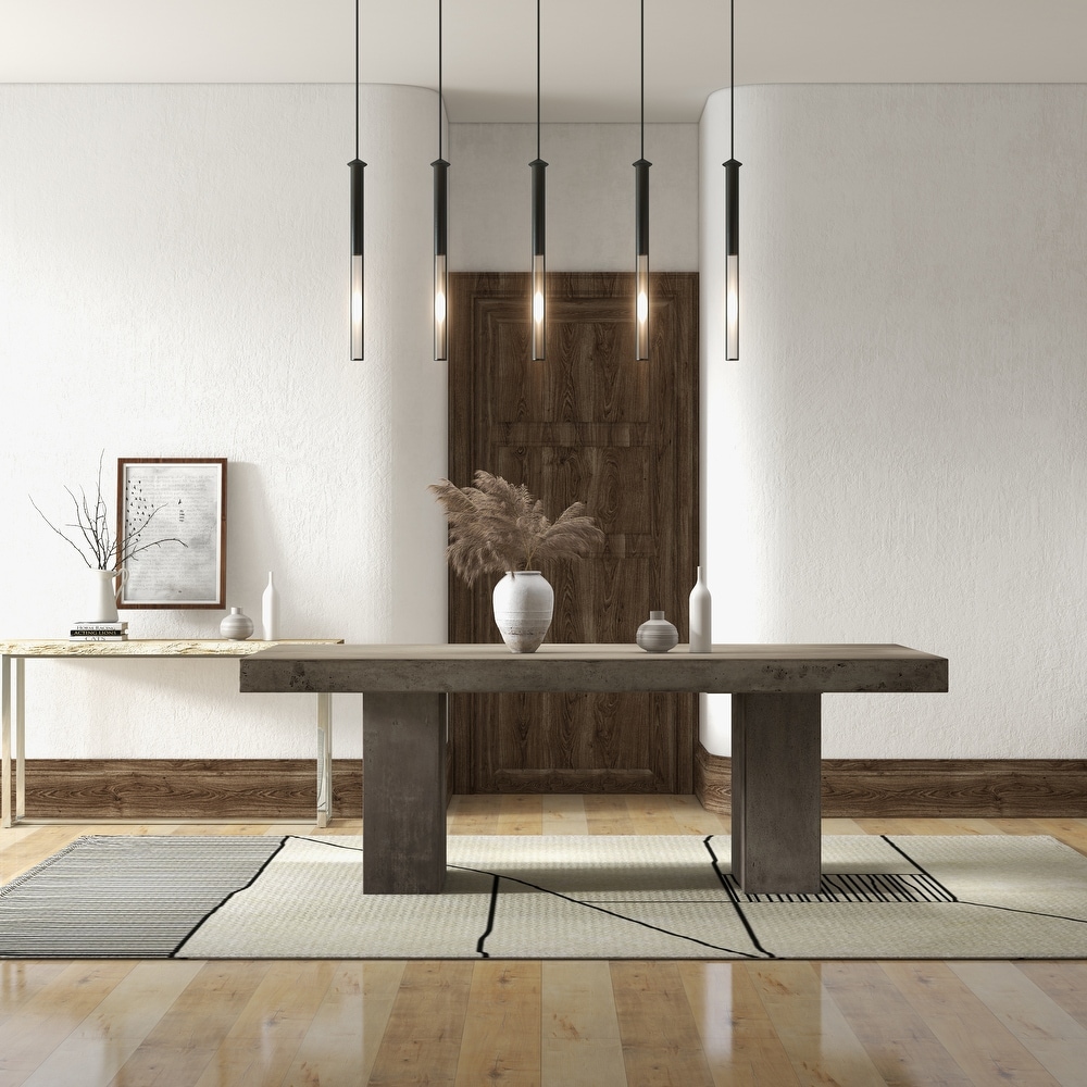 Johnston Dining table