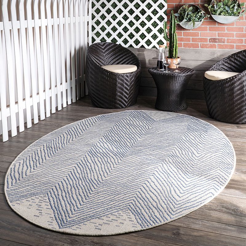 nuLOOM Wavy Chevron Indoor/Outdoor Rug