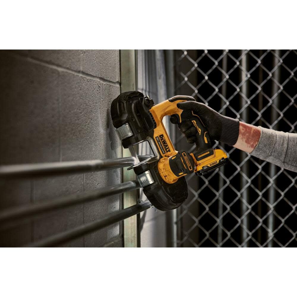 DEWALT XTREME 12V MAX 1 3/4