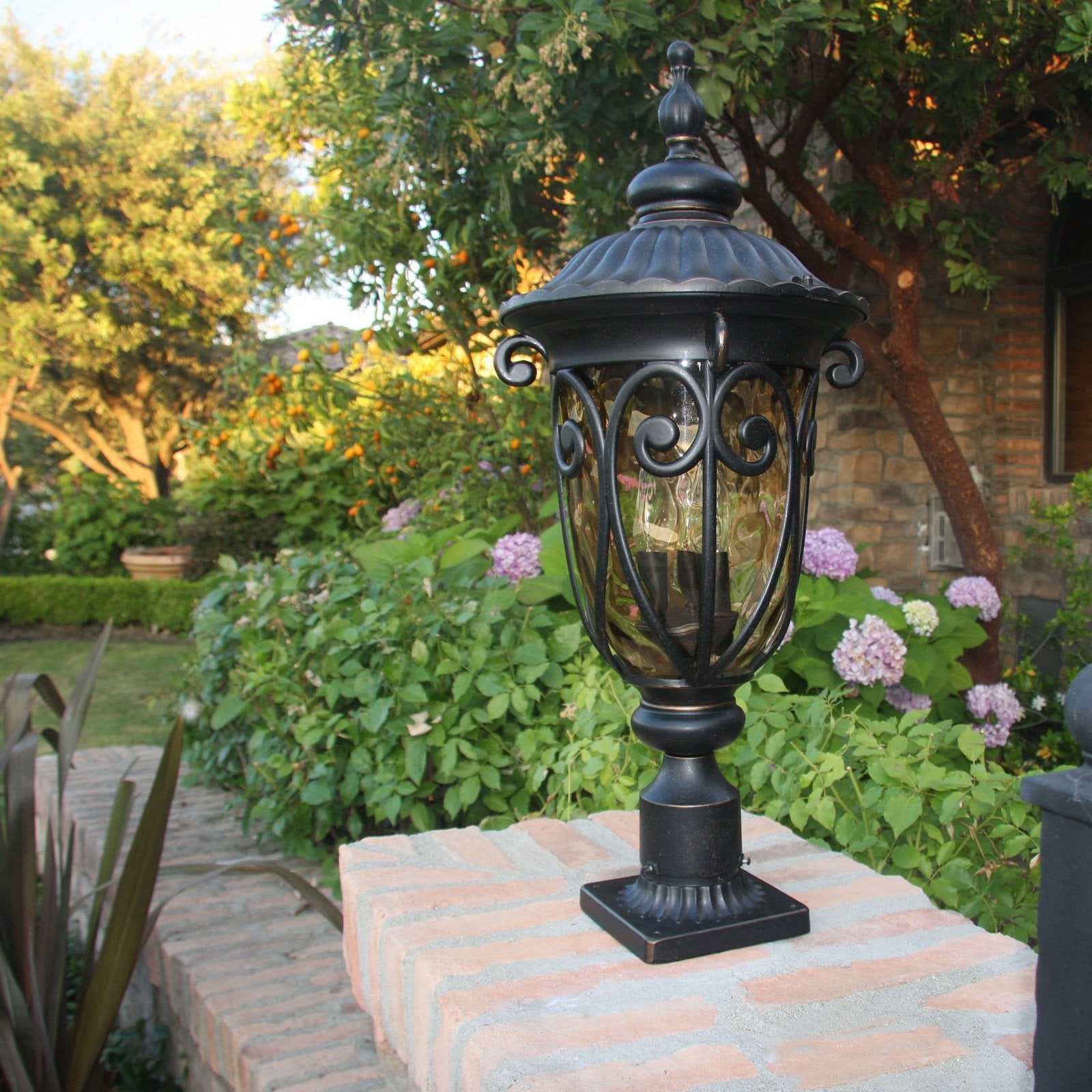 AA Warehousing Hailee EL591LPOR Outdoor Post Light