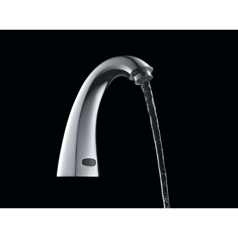 Delta Commercial Battery-Powered Single Hole Touchless Bathroom Faucet in Chrome 590T1150