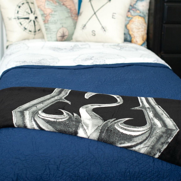 Just Funky Skyrim Dragon Emblem 45 x 60 Fleece T...