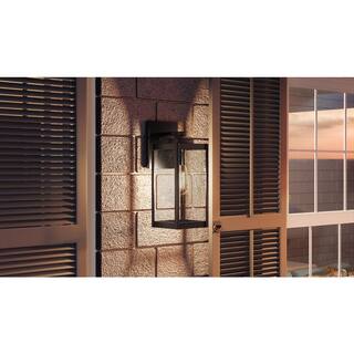 Quoizel Westover 1-Light Earth Black Outdoor Wall Lantern Sconce WVR8405EK