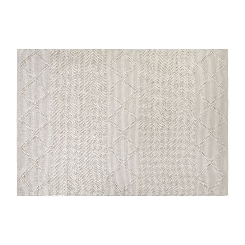 Emma and Oliver 5' x 7' Triple Blend Ivory and White Handwoven Geometric Area Rug