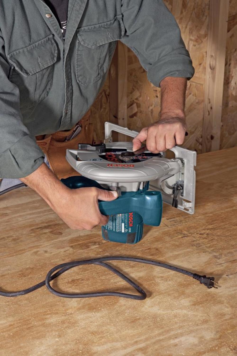 Bosch 7 1/4 Left Blade Circular Saw ;