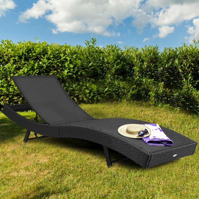 Outdoor Rattan Chaise Lounge Chair