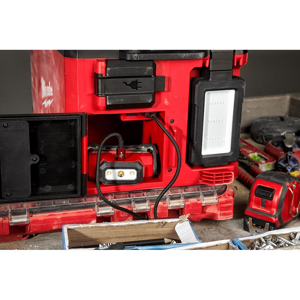 Milwaukee M18 PACKOUT Light/Charger Reconditioned ;