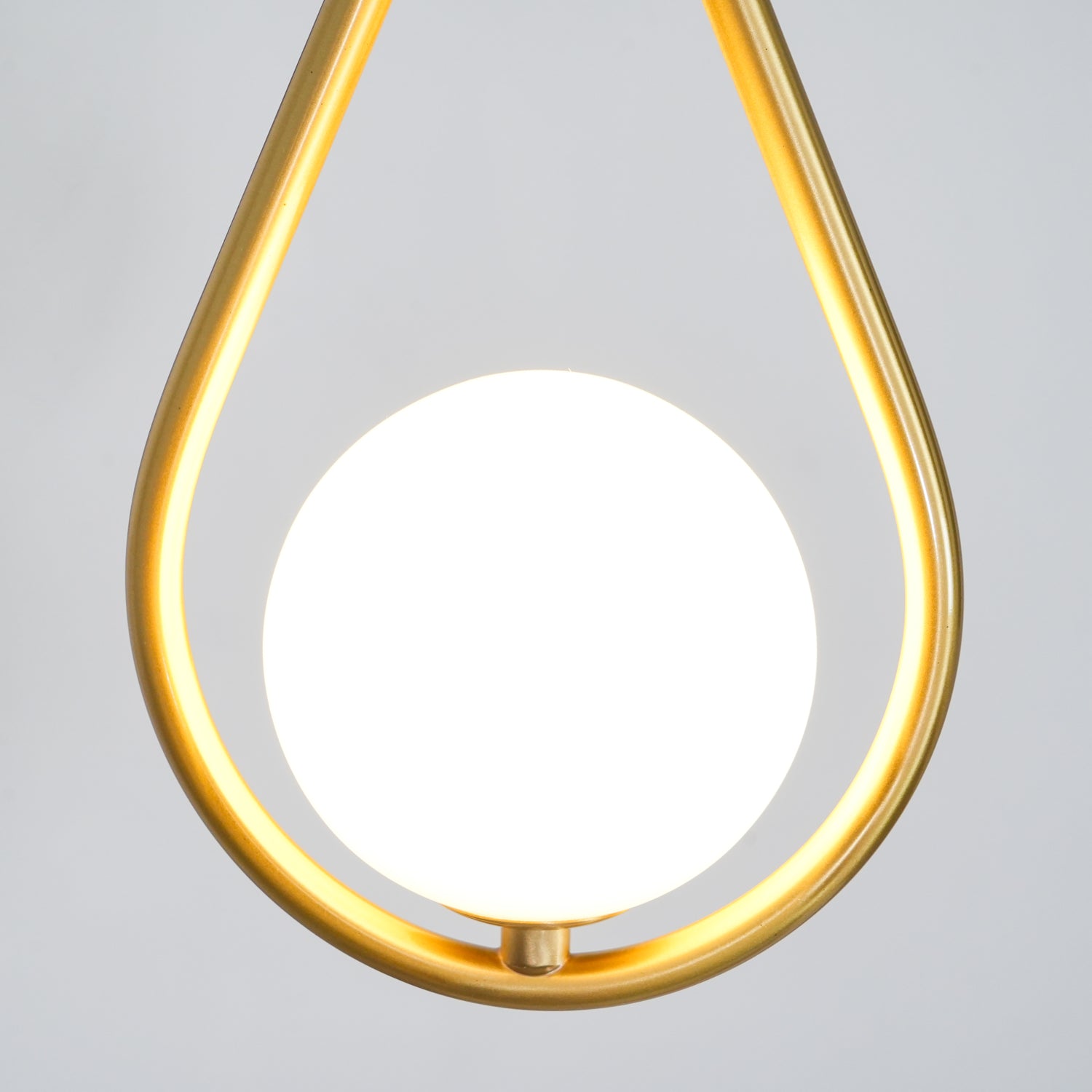 Pearls 65 Pendant Light