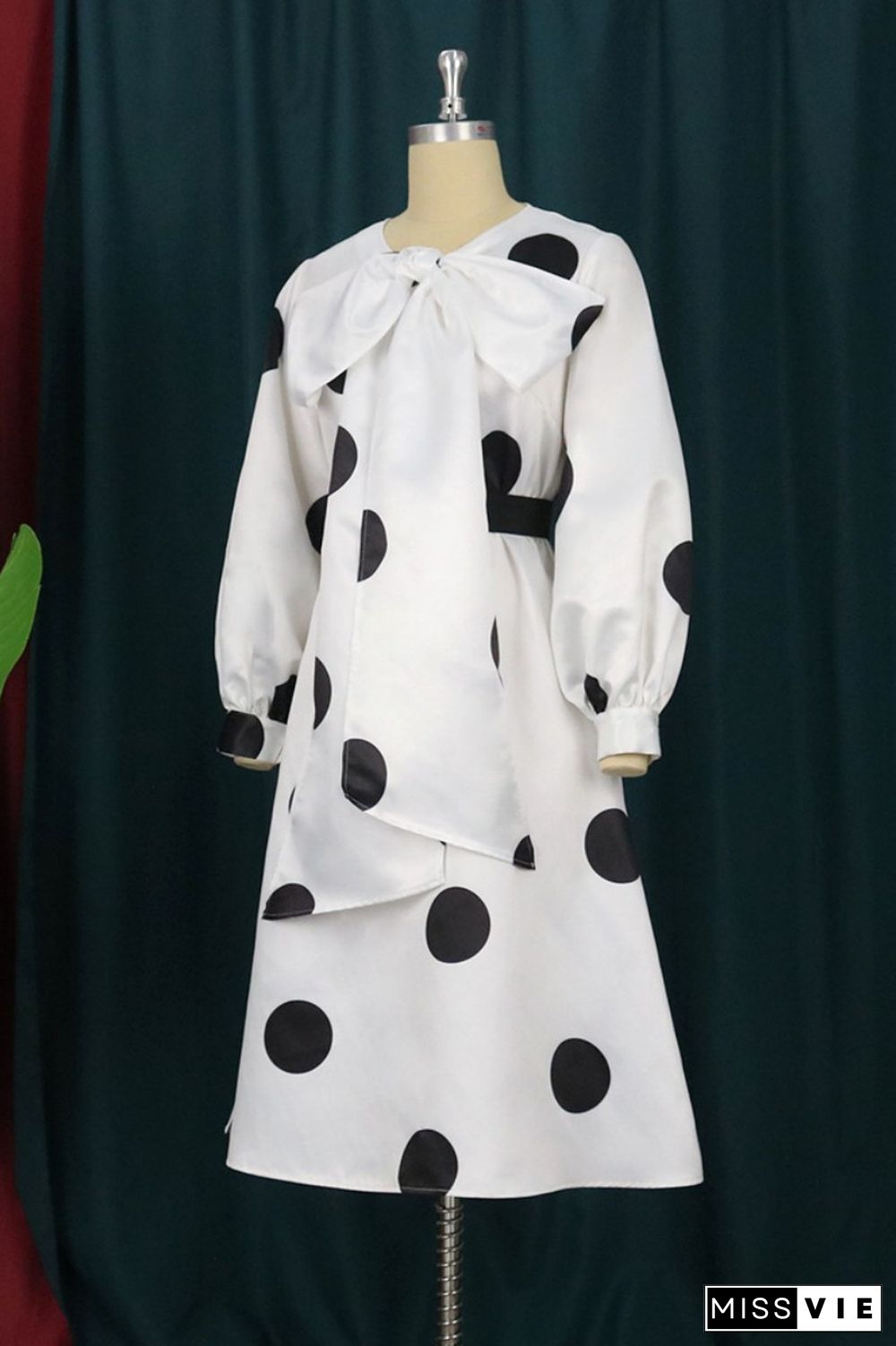 Casual Dot Print With Belt With Bow O Neck Long Sleeve Dresses