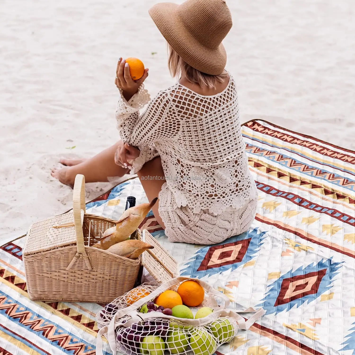 Outdoor Picnic Blanket 200 x 200 cm Beach Blanket Sand Free Portable Washable Beach Mat Picnic Blanket for Beach Picnic