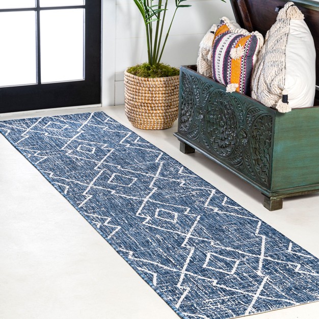 Carwa Diamond Trellis Indoor outdoor Area Rug Jonathan Y