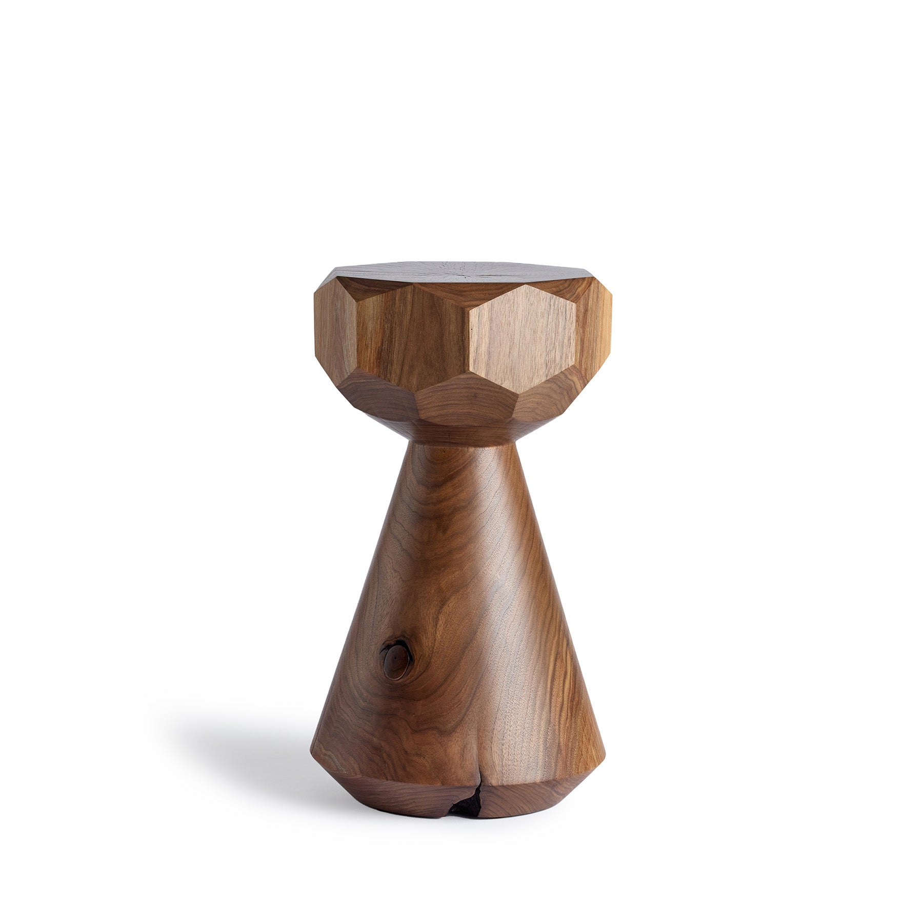 Diamond Facet Pedestal Stump in Walnut