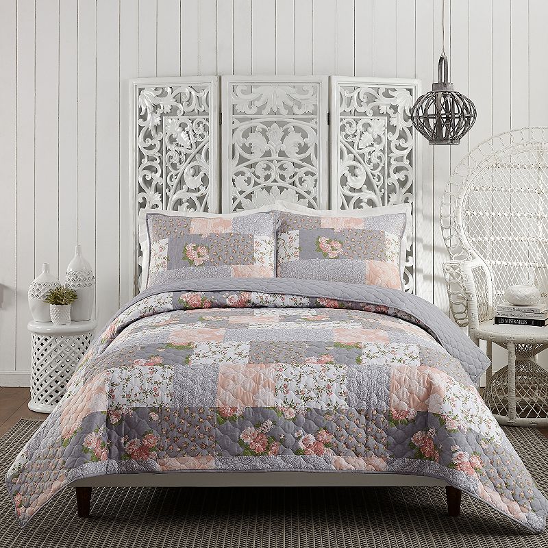 Modern Heirloom Floral Quilt Set