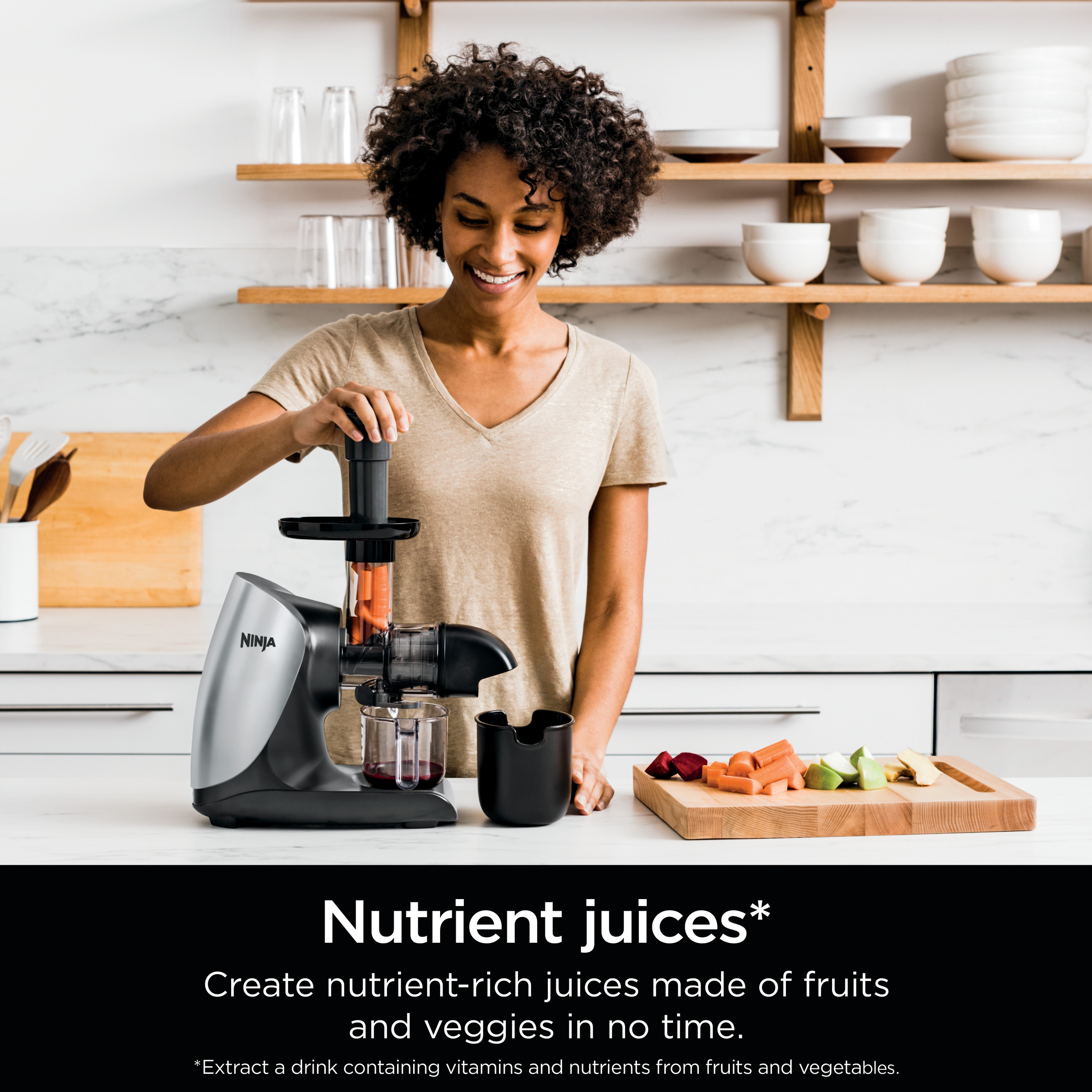 Ninja Cold Press Juicer Pro - Powerful Slow Juicer with Total Pulp Control - Cloud Silver， JC100