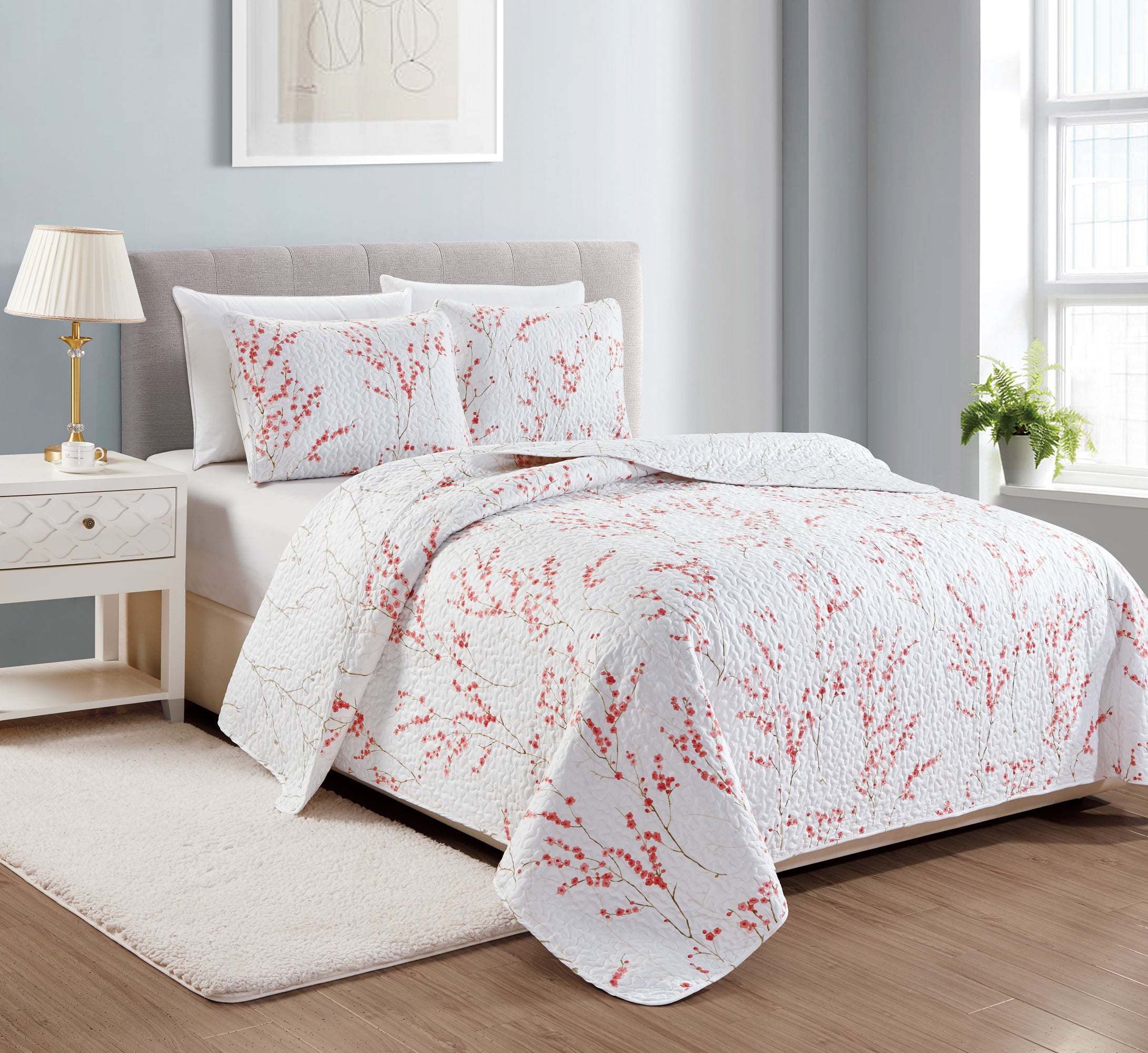 Great Bay Home Cherry Blossom Floral Microfiber Reversible Quilt Set With Shams  (Twin， Cherry Blossoms)