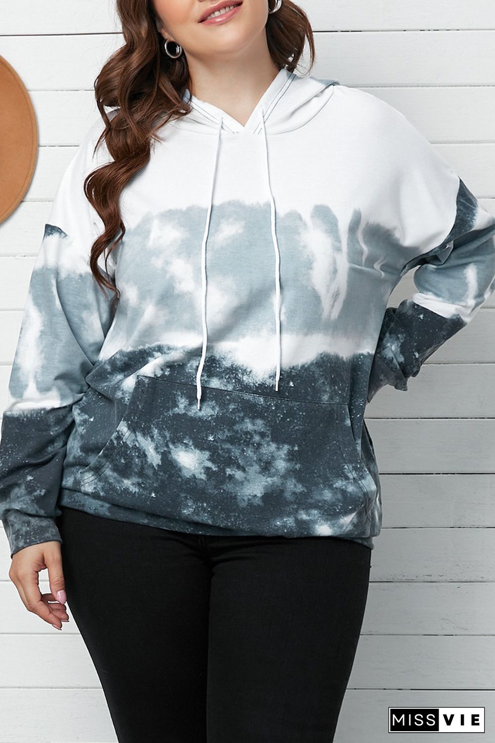 Grey Gradient Colorblock Pullover Plus Size Hoodie