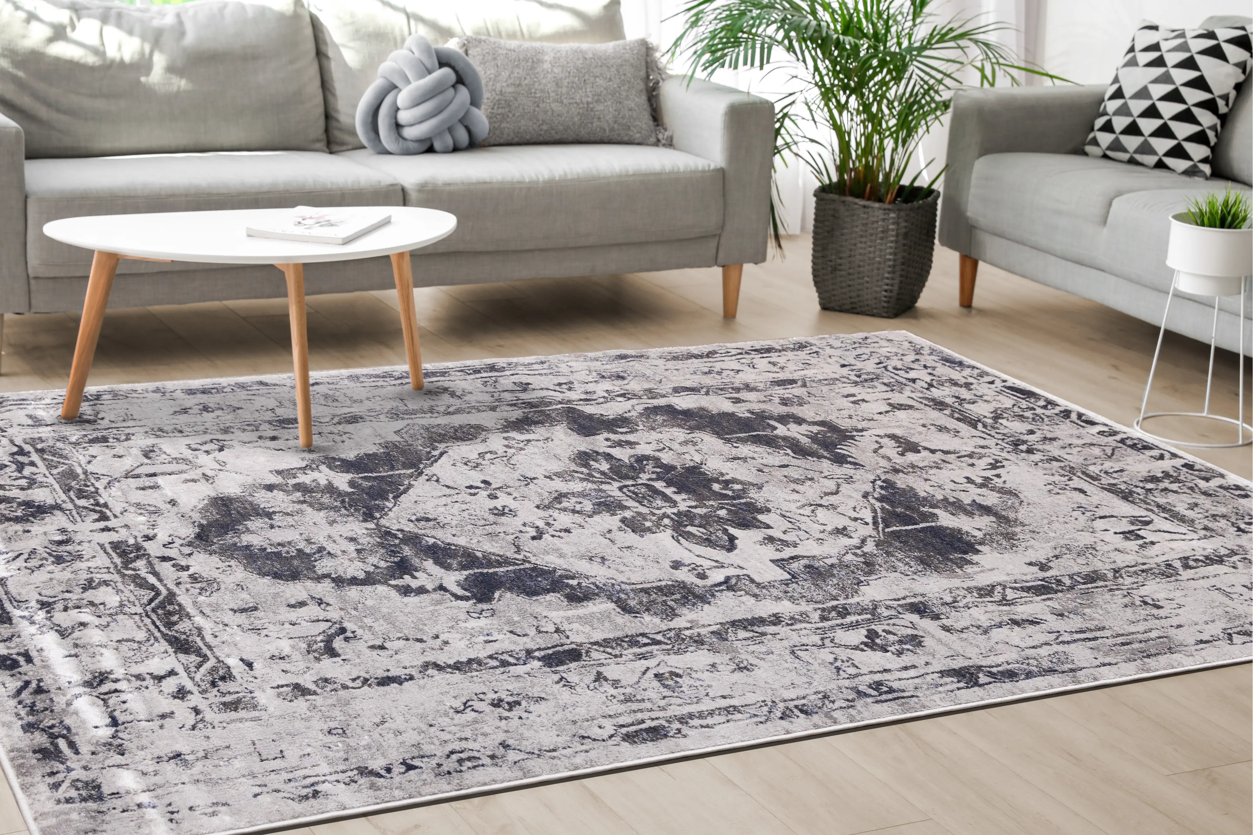 Chorus 5 x 8 Elegant Gray Blue Area Rug