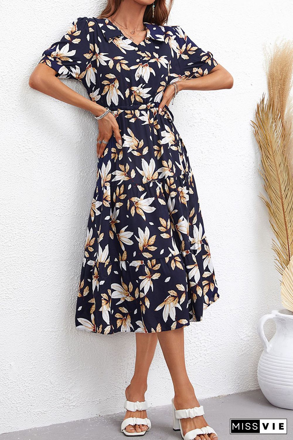 Turndown Collor Short Sleeve Elastic Waist Tiered Printing Dress