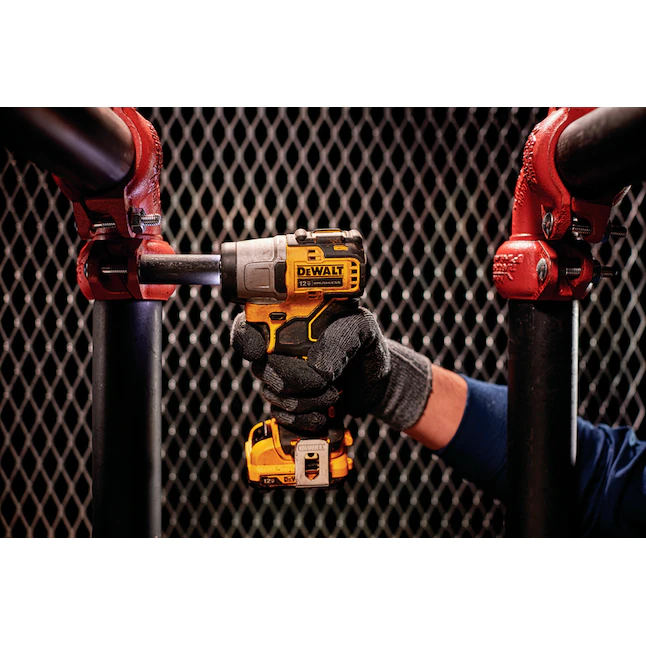 DEWALT DCF902F2 XTREME 12-volt Max Variable Speed Brushless 3/8-in Drive Cordless Impact Wrench (Battery Included)