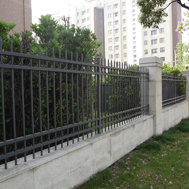 High Quality Hot Selling Decorative Safety Net Fence Forged Iron Fence Metal Galvanized Steel Garden Fence