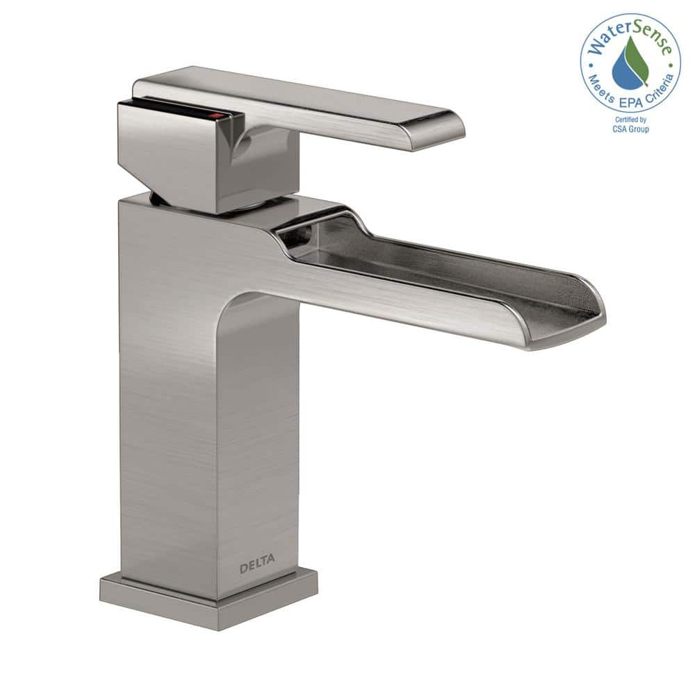 Delta Ara 4 in Centerset SingleHandle Bathroom Faucet with Channel Spout in Stainless