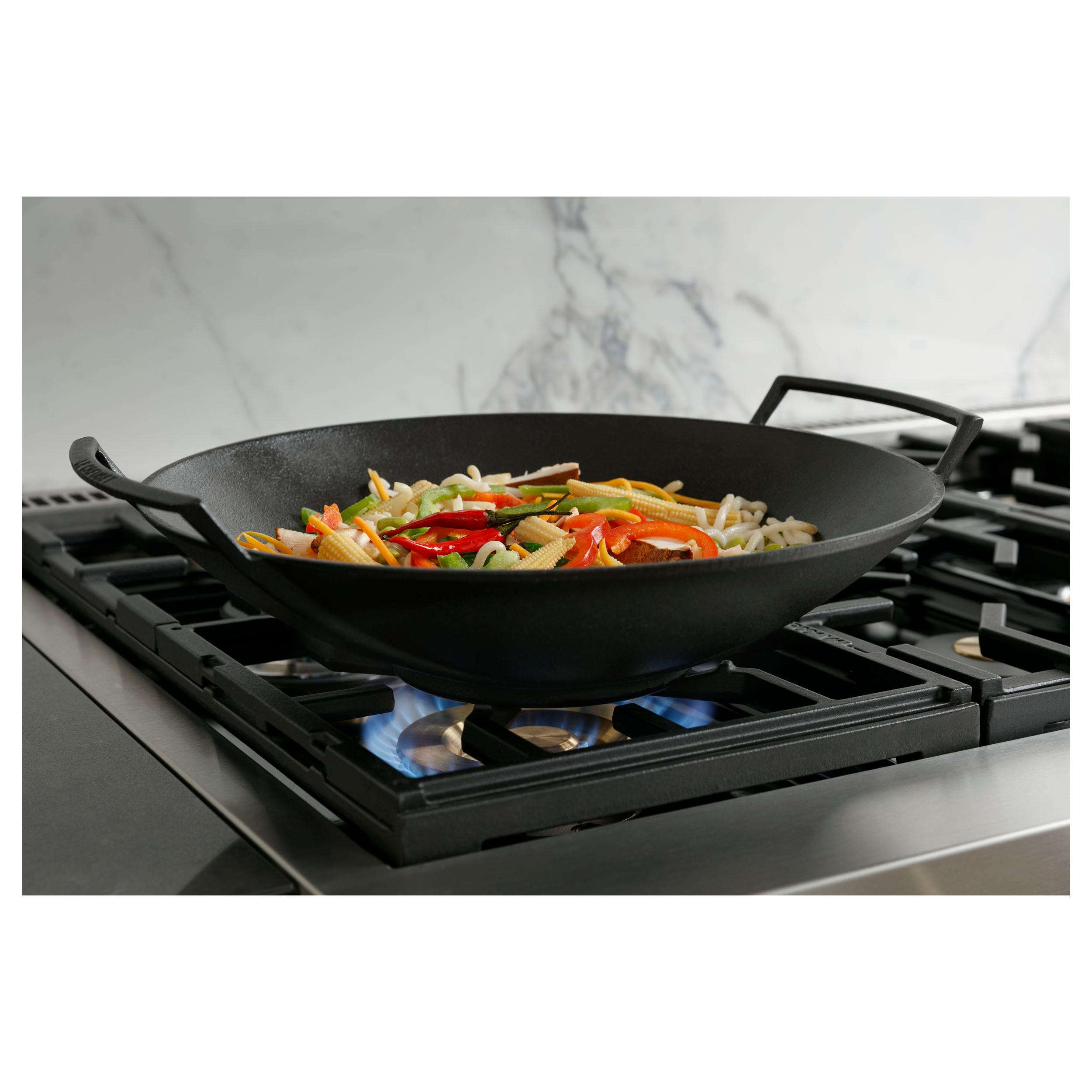 Monogram 36-inch Gas Rangetop with Griddle ZGU364NDTSS