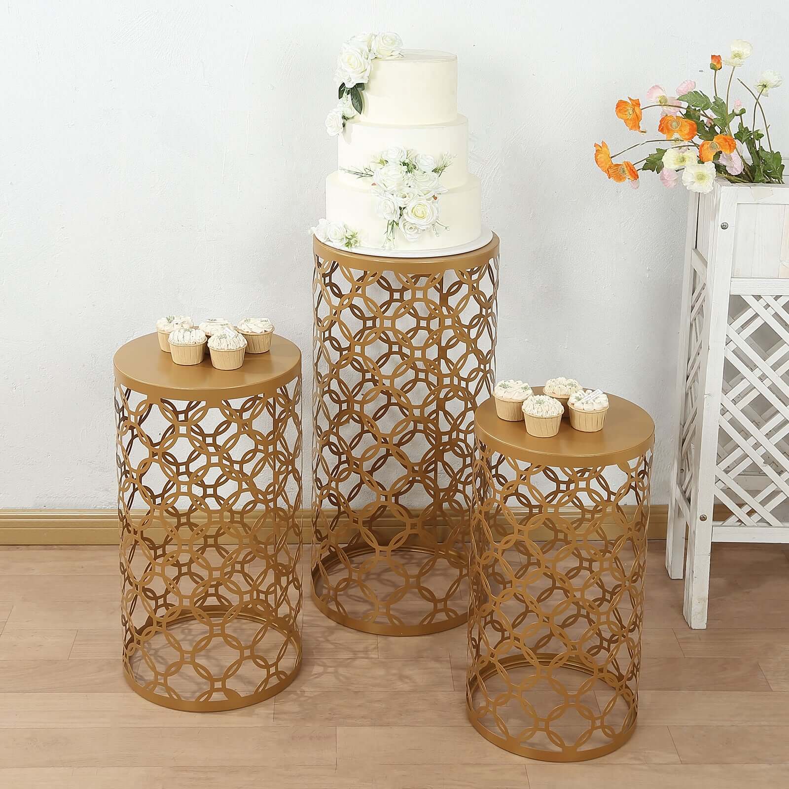 Set of 3 Gold Metal Cylinder Plinth Pedestal Stands, Round Mesh Pillar Cake Display Stand in Hollow Overlapping Circles Pattern - 22