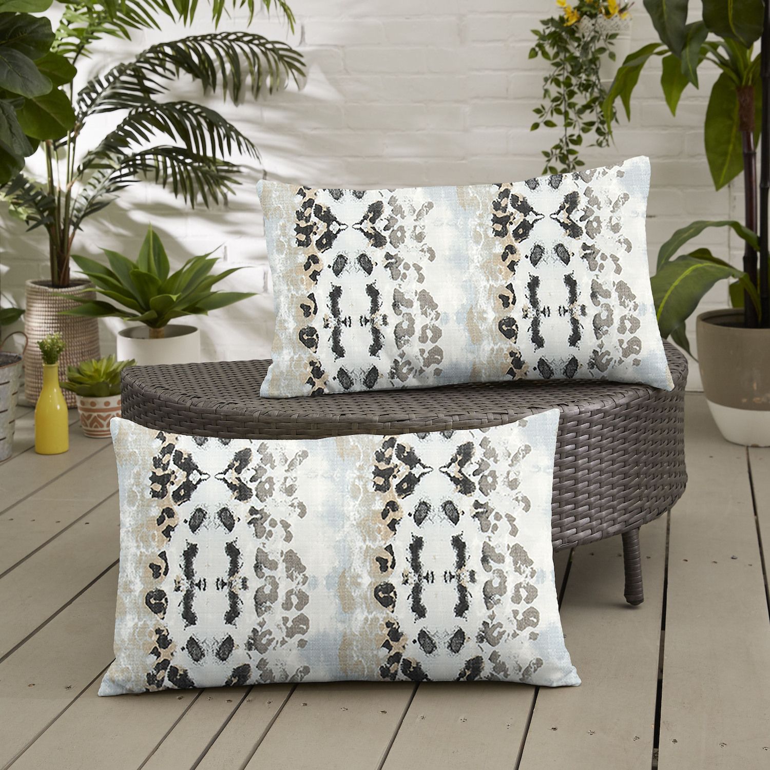 Sorra Home Mali Mineral Blue Outdoor Indoor 2-Pack Pillow Set