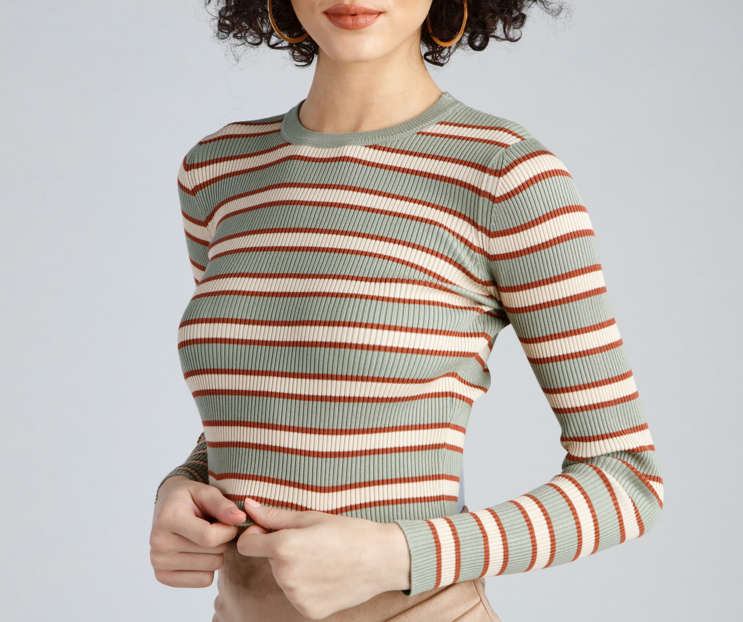 Trendsetting Babe Cropped Sweater