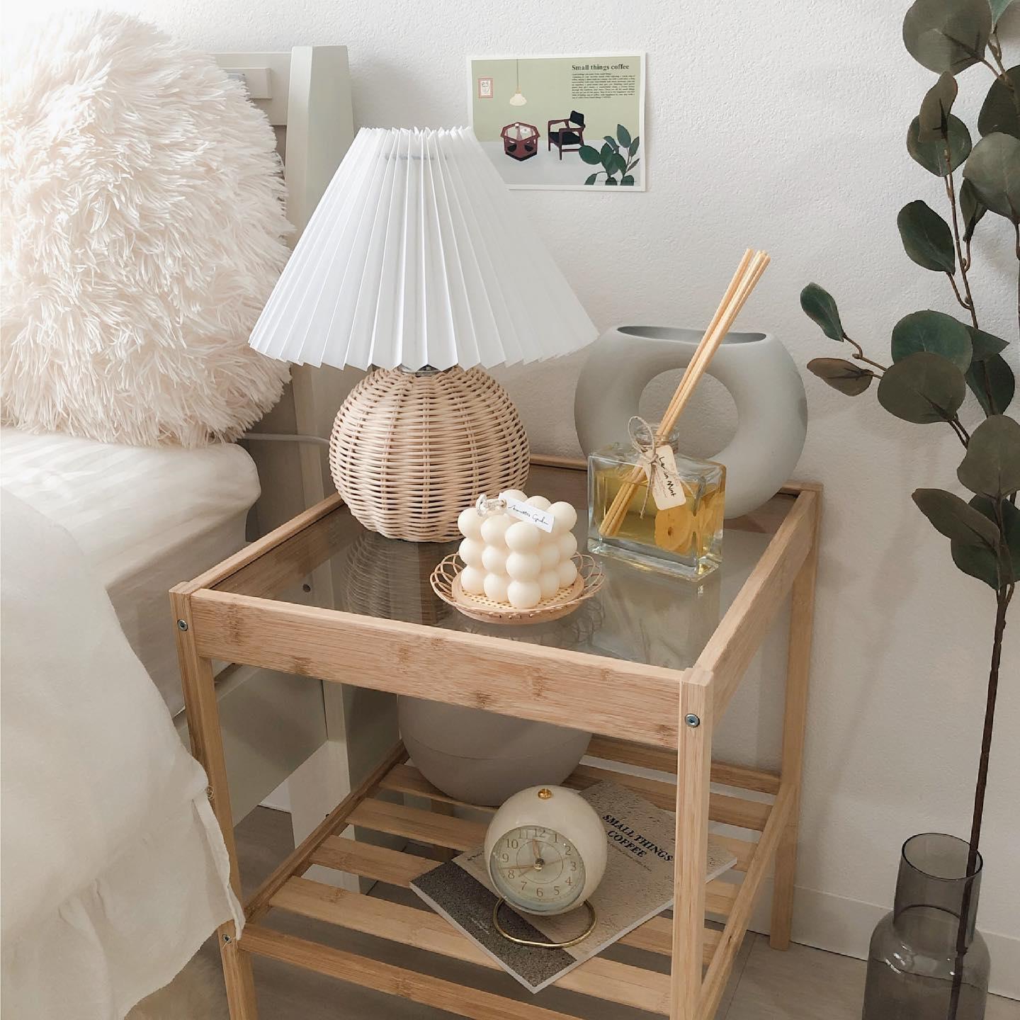 Rattan Pleated Table lamp