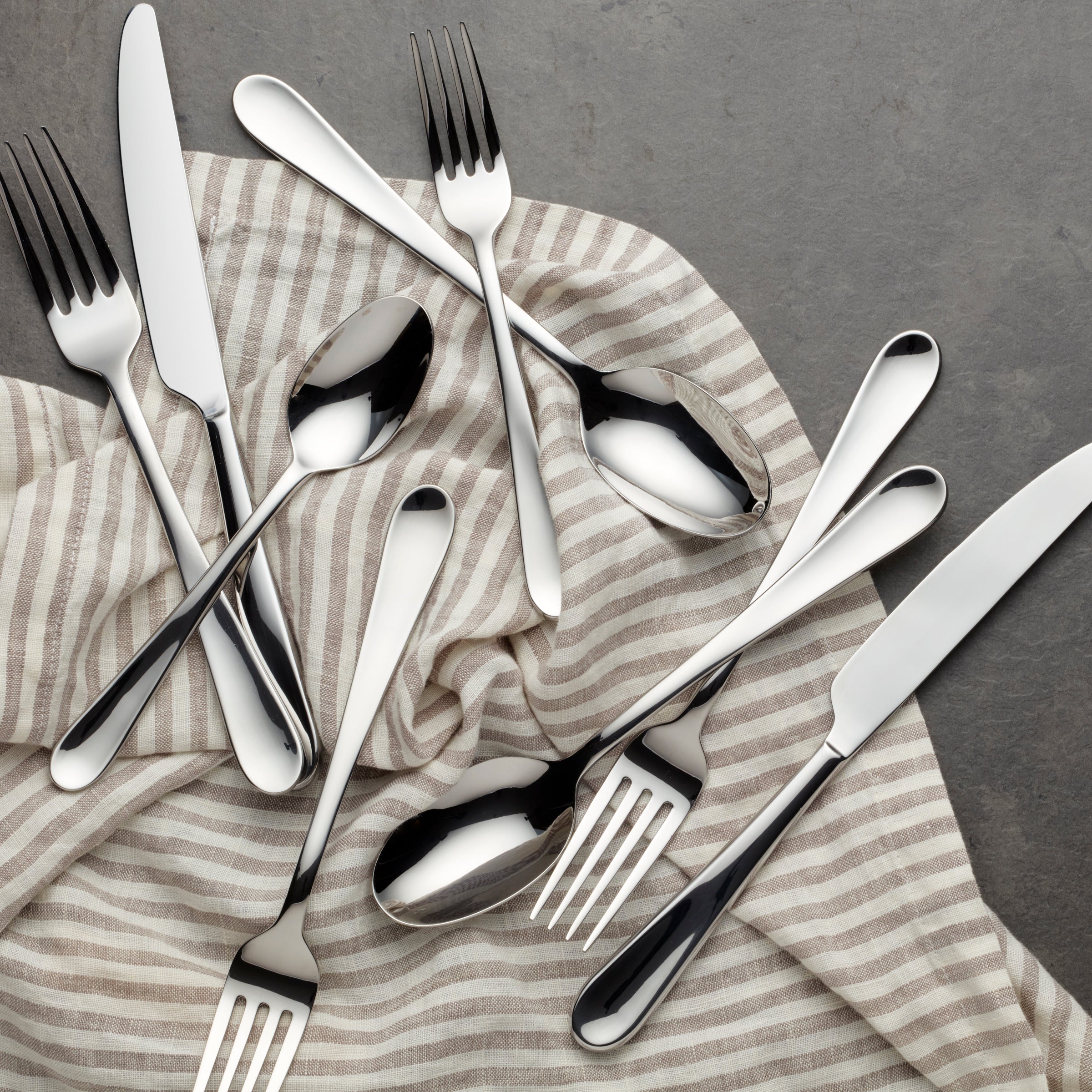 Grant 20 Piece Everyday Flatware Set