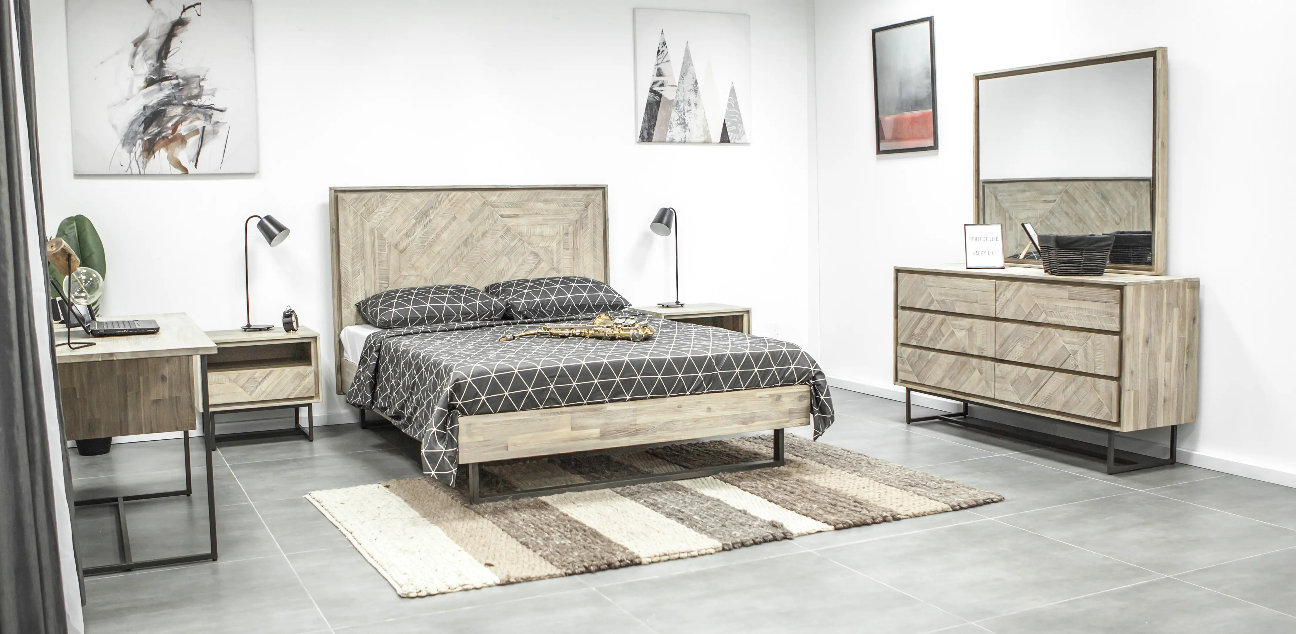 Luna Natural 4 Piece King Bedroom Set