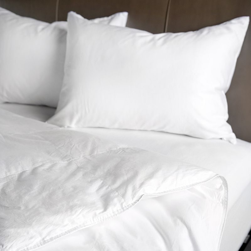 Lightweight Luxury White Duck Down Duvet Comforter Insert