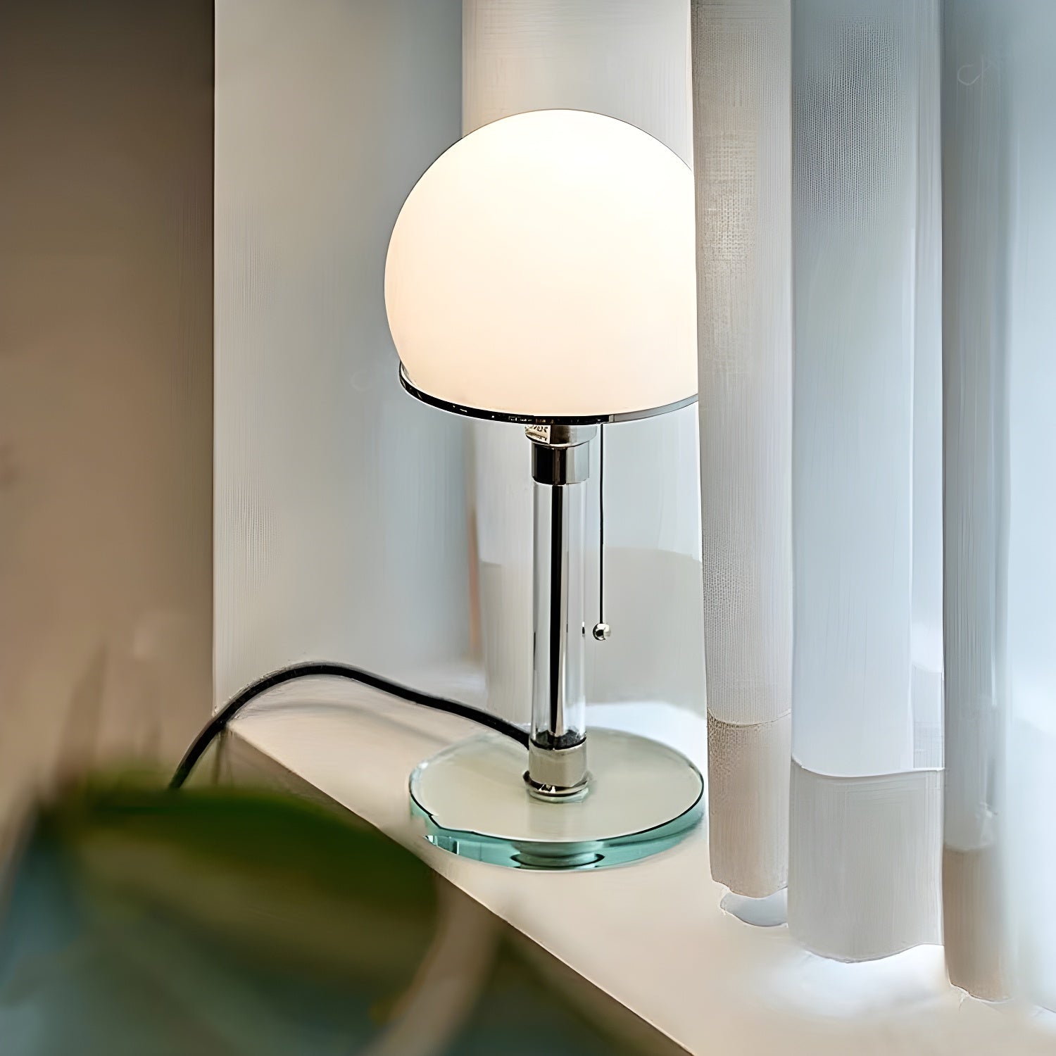 Globe Glass Table Lamp