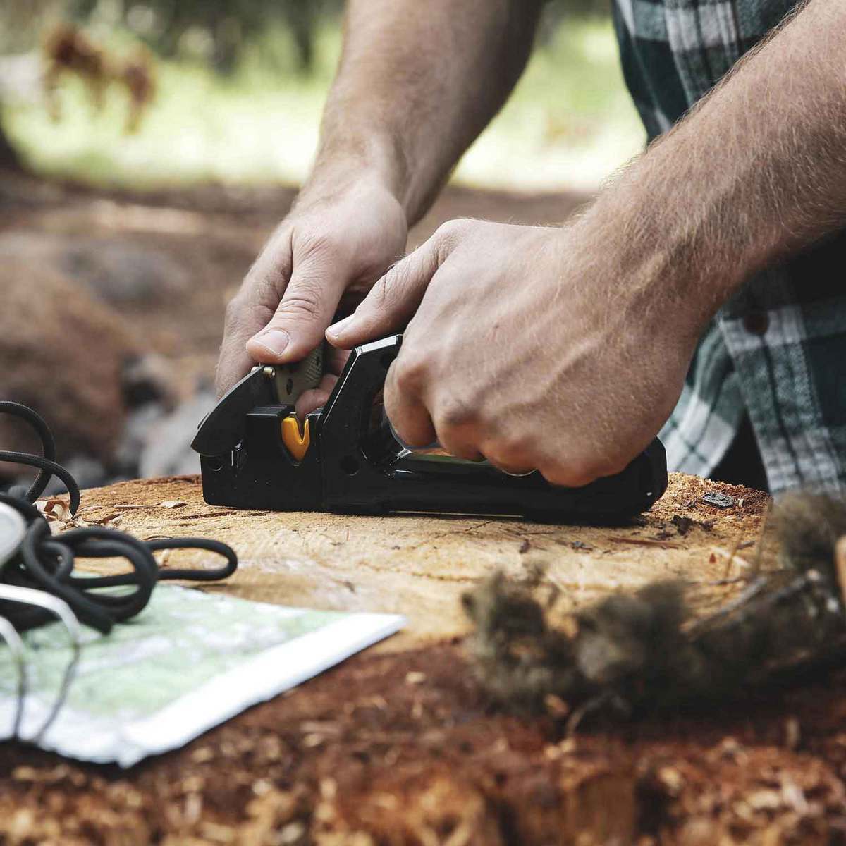 Work Sharp Handheld Pivot Pro Knife and Tool Sharpener