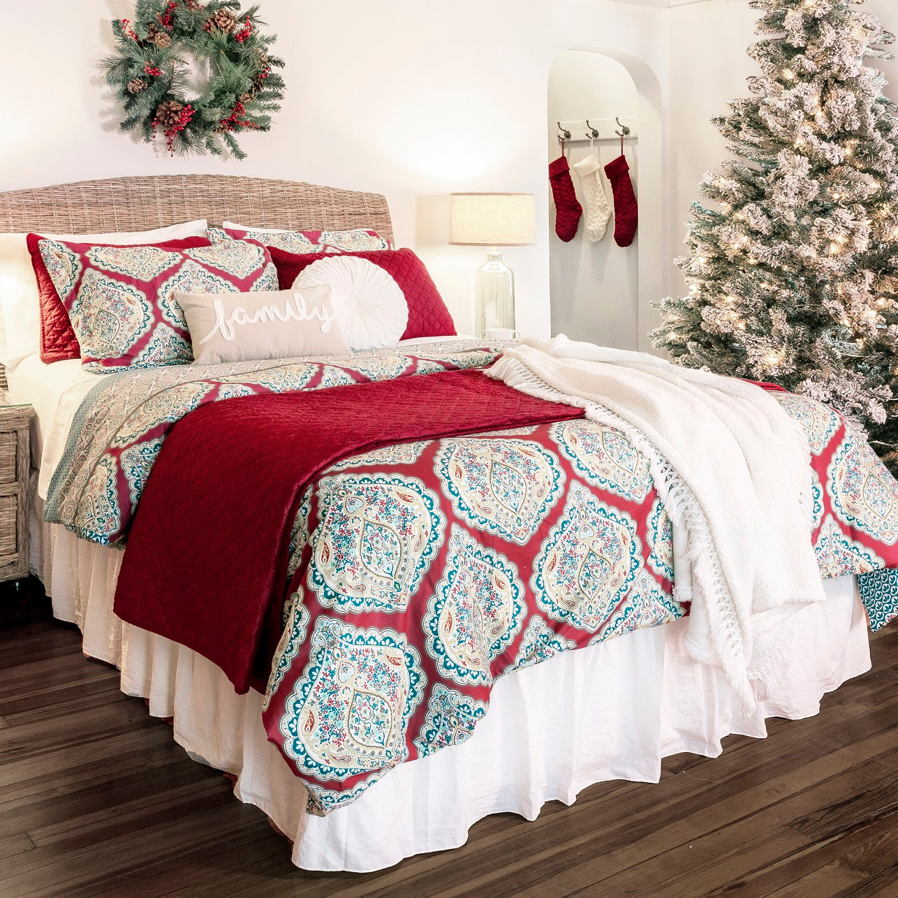 Bedding Bundle: Harley Damask Comforter Set + Ava Diamond Quilt Set